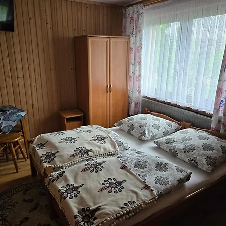 Rum i privatbostad Kwatera Prywatna U Janiny *