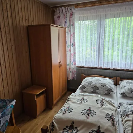 홈스테이 Kwatera Prywatna U Janiny 비아위 두나예크